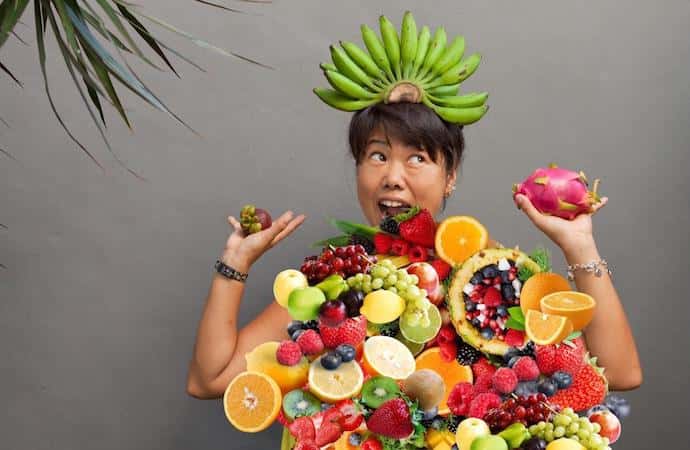 17 manieren om vrouwen te versieren - versier haar met fruit